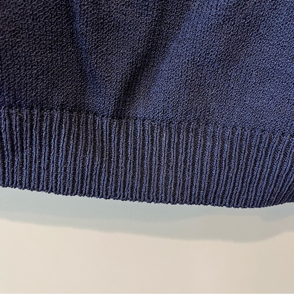 St. John Basics Size Medium Vintage Navy Blue Sleeveless Wool Tank Ribbed Hem - Picture 2 of 5